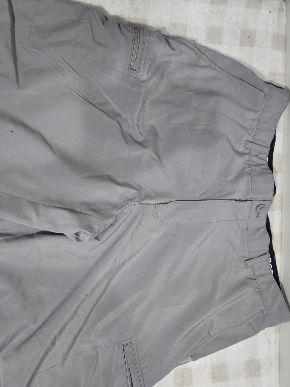 IZOD Golf Men’s Gray Solid Flat Front Golf Shorts Belt Loops Size 36